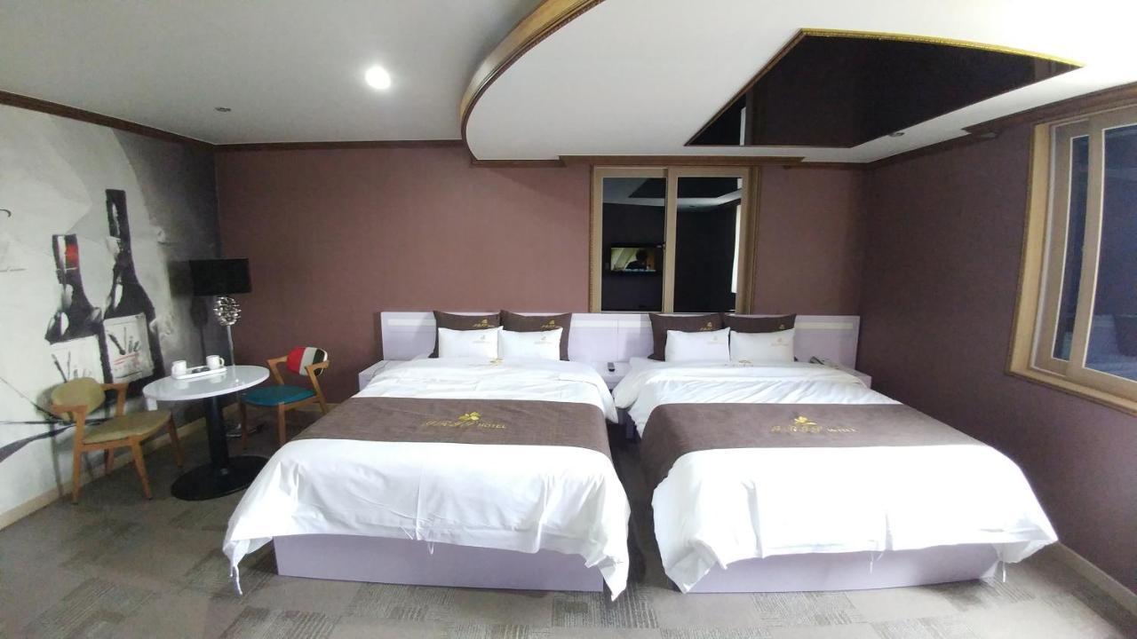 Iris Hotel Seosan Exterior foto