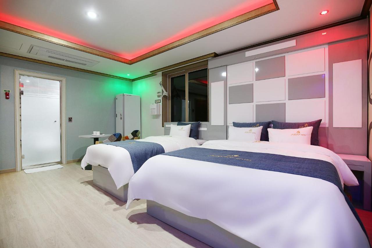 Iris Hotel Seosan Exterior foto