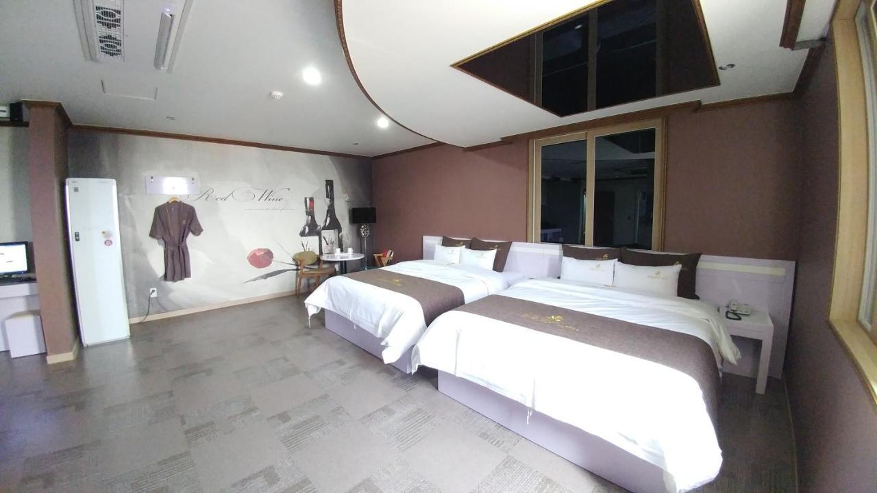 Iris Hotel Seosan Exterior foto