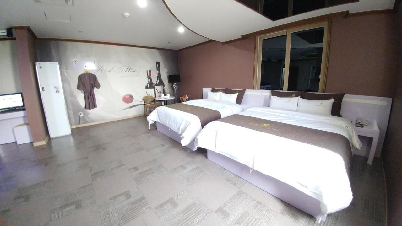 Iris Hotel Seosan Exterior foto